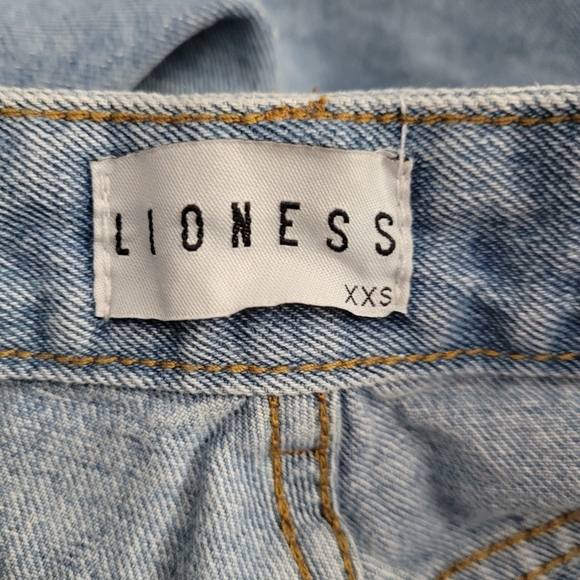 Lioness Revolve Jeans Size XXS - Picture 4 of 7